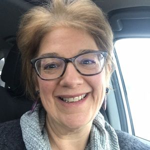 Meet your Posher, Deborah